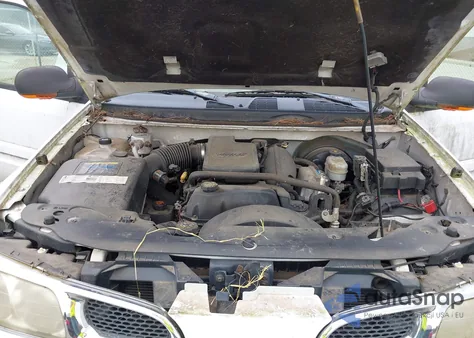 2002 Oldsmobile Bravada from USA, damaged, VIN 1GHDT13S122166623